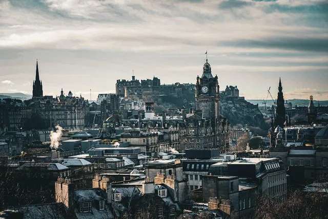 castle, building, architecture, cityscape, city, edinburgh, scotland, uk, edinburgh, edinburgh, edinburgh, edinburgh, edinburgh, scotland. Edinburgh and Glasgow compared on Scottish creator campaign funding